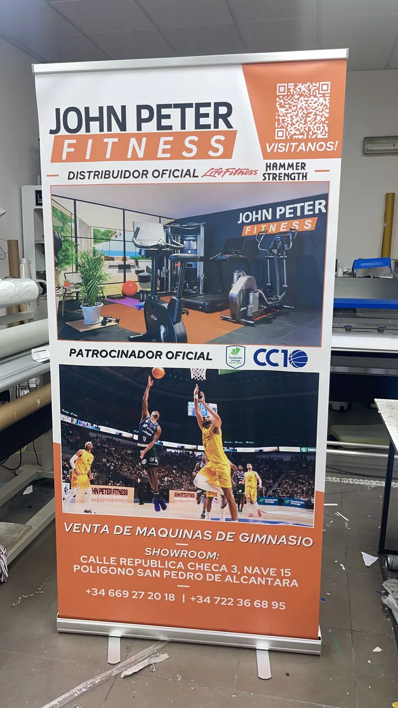 Roll-up impreso para un gimnasio