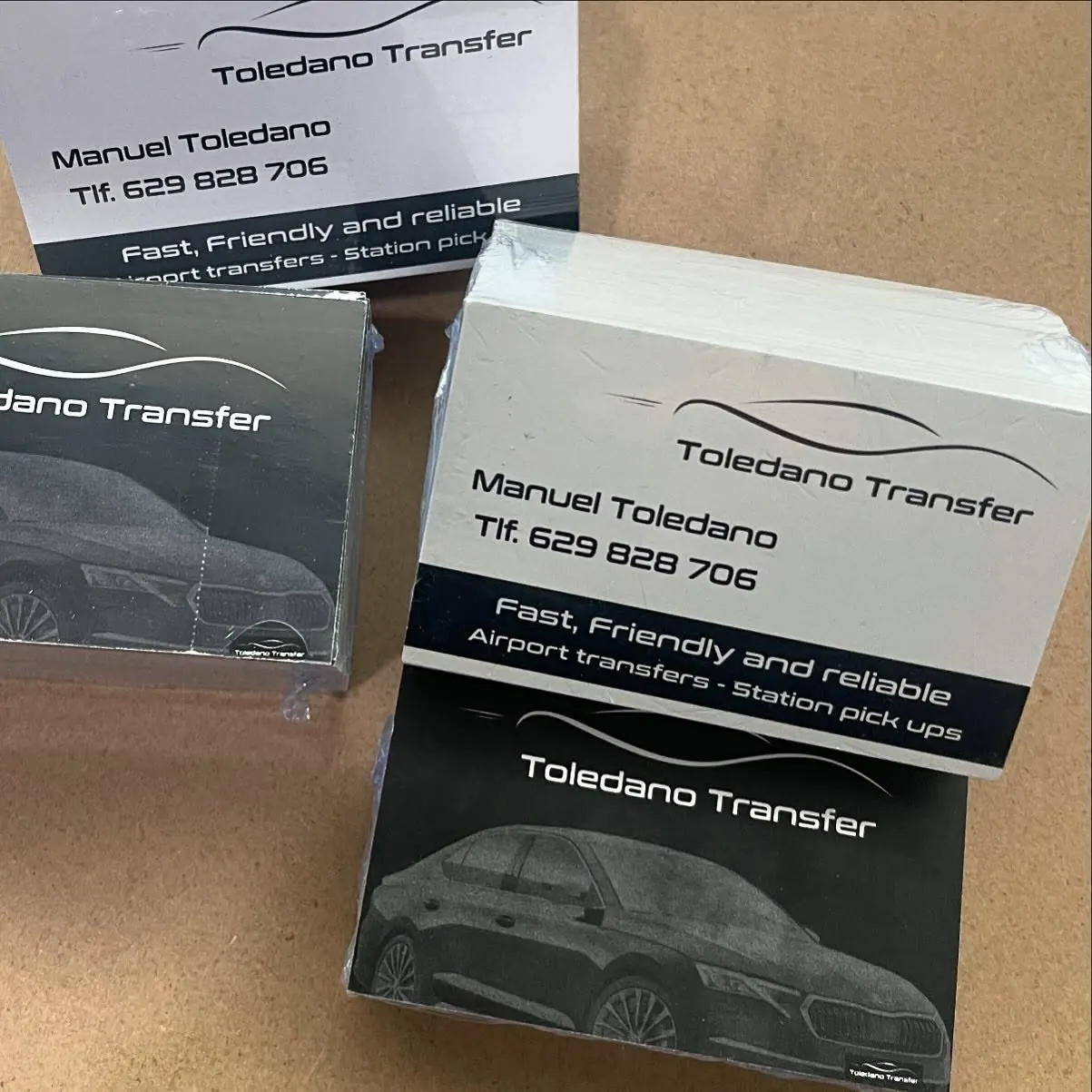 Tarjetas de visita bilingües para una empresa de traslados
